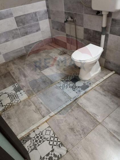 Pensiune 20 camere de vânzare zona Gradiste - Preluare chiriaș