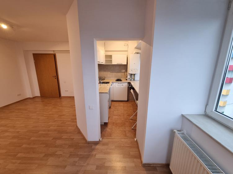 Garsonieră confort I de închiriat, parțial mobilată, Bld. Gării, Nr. 21 - 3