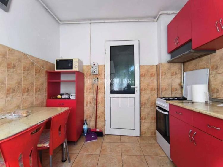 Apartament 3 camere în zona MEHEDINTI - 6