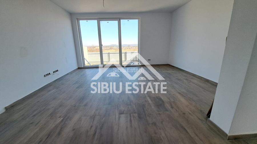 Casa la pret de apartament, 5 camere Sibiu Calea Cisnadiei - 2