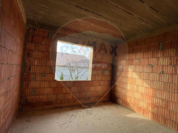 Casă 6 camere Buftea: Stil clasic, zonă verde și confort modern - 11