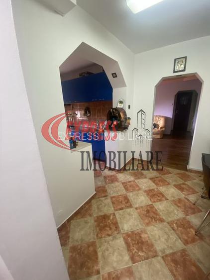 Titan, 1 Decembrie 1918, Penny, Sectia 13 - 2