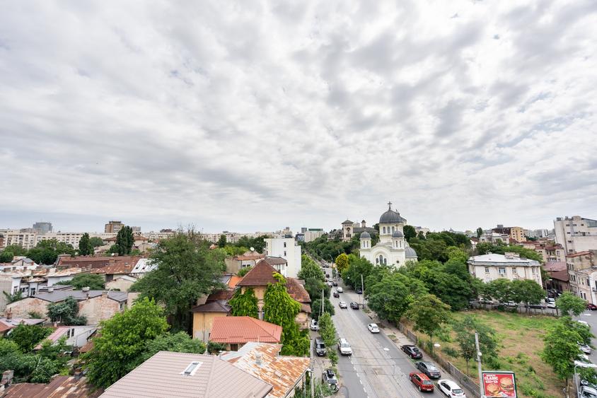 Penthouse de 243 mp (Terasă 105 mp!) cu View Spectaculos si 3 locuri de parcare
