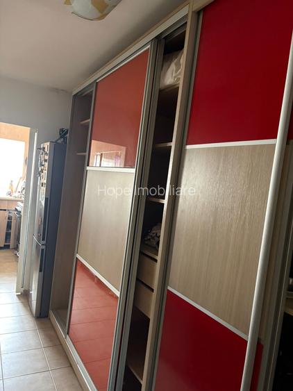 Chisinau - Garsoniera decomandata, bloc mixt - 7