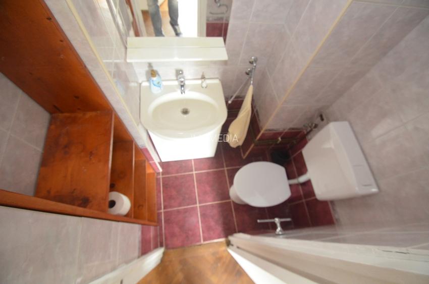 Apartament cu 3 camere decomandat in zona Dacia - 6