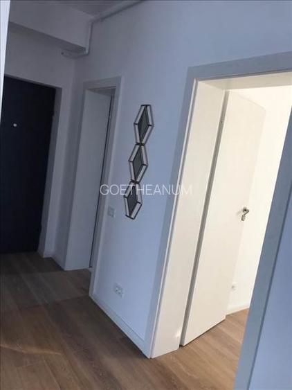 2cam de lux, vedere la mare, garaj, gaze, balcon terasa. termen lung - 6