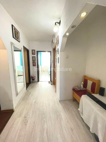 Apartament 3 camere decomandat-Piata Nicolina-etaj intermediar - 3