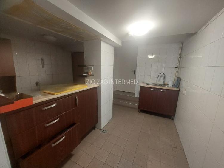 Ultracentral - cladire emblematica D+P+1+M, 430 mp., curte 200  mp. - 20