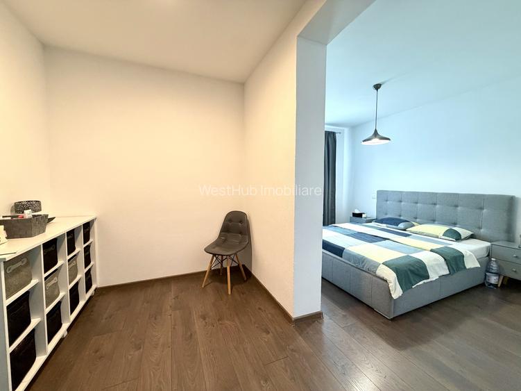 Duplex despartit prin garaj, 5 camere, 137 mp utili - Dumbravita - 10