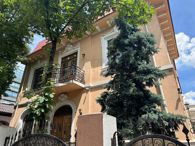 Vila Impresionanta | 9 Camere | 679mp Teren | Garaj Dublu *Cotroceni* - 2