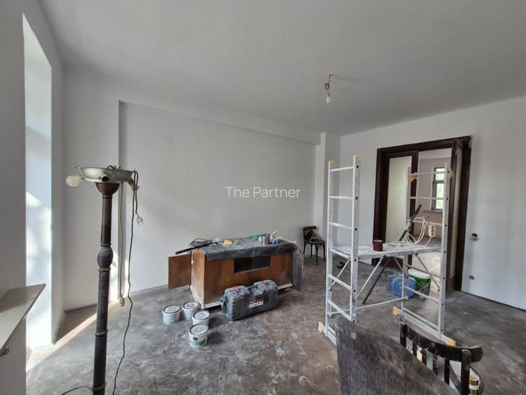 Spatiu birou de inchiriat - 13