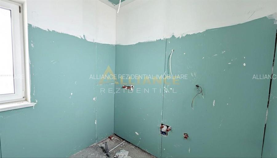 Casa Individuala - 4 camere - 3 bai - 370mp teren - 8