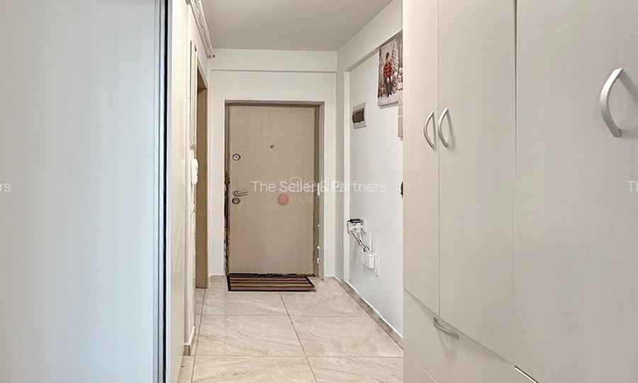 Zona Linistita Zona Coresi Mall - 4