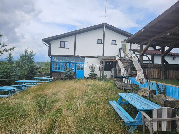 Vanzare în bloc, imobile, constructii si teren, bunuri mobile aferente - pensiun - 3