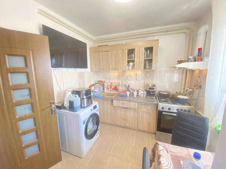2 Camere- 8/8 Semidecomandat-Bulevardul Constantin Brancoveanu - 8