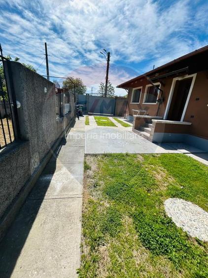 Casă 1.624 mp teren in Pielesti - 2