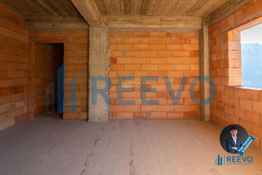 Pensiune/Vilă la roșu P+E+M în Sărata - 21