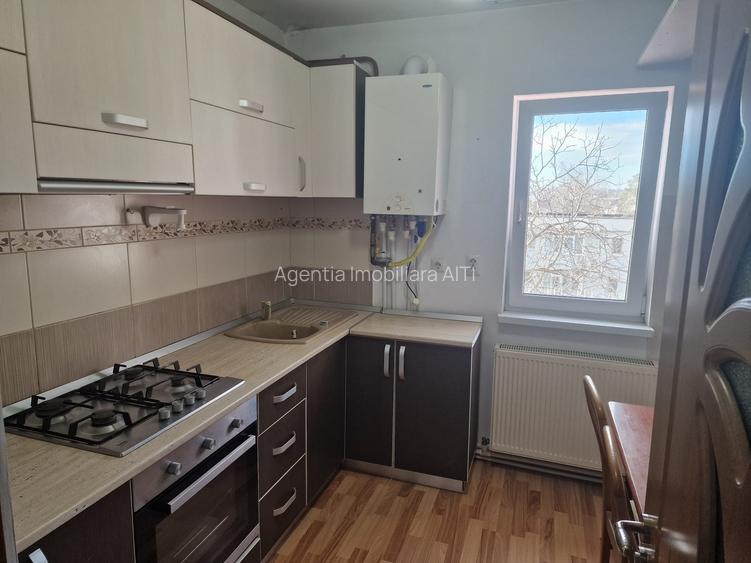 De Inchiriat Apartament 2 camere semidecomandat etaj 4 zona Mărășești -Suceava - 3
