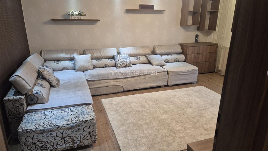 Oferim spre închiriere apartament cu trei camere zona Cora - 2