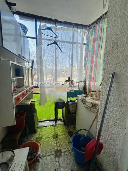 Apartament 4 camere | Decomandat | 65 mpu | zona Mehedinti Manastur - 12