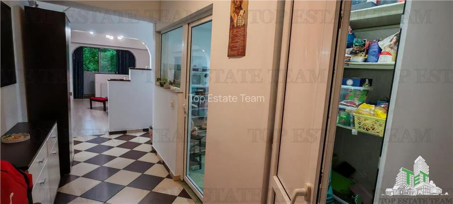 Apartament de 4 camere, cu centrala proprie, foarte spatios, in Militari, la 2 m - 16