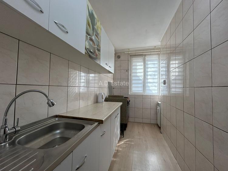 Titan Jean Steriadi 33 Mp Parter Inalt Bloc 1970 Reabilitat 12 Min Metrou - 5