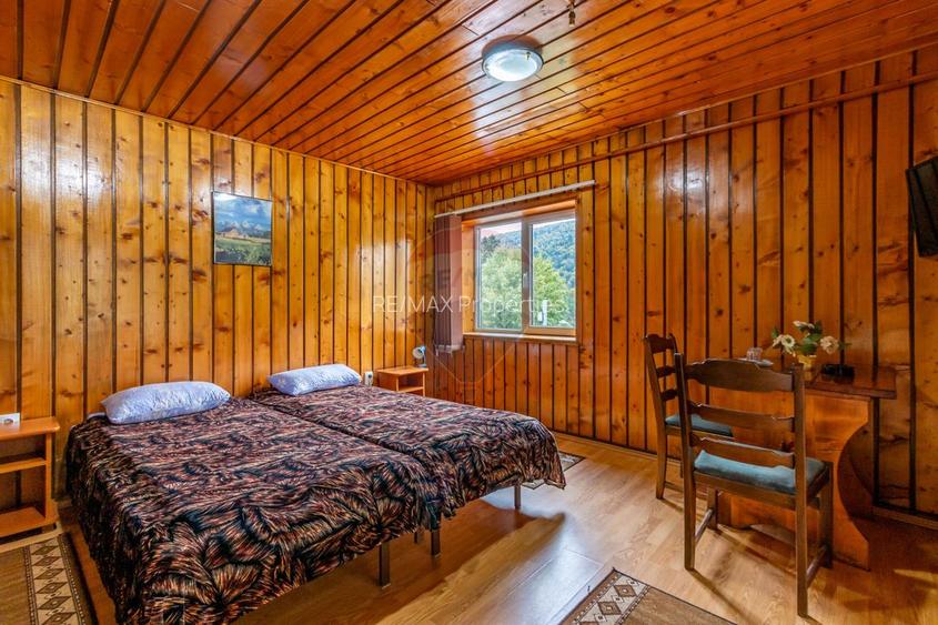 Pensiune/Casa de vânzare în Sinaia – 450 mp, lângă Castelul Peleș - 12