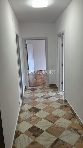 Piata Regele Ferdinand I - 4 camere - 14