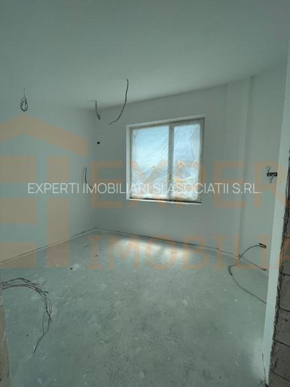 DUPLEX P+1, situat in zona DACIA - 11