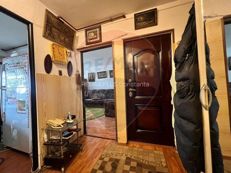 Apartament cu 3 camere de vânzare - 5