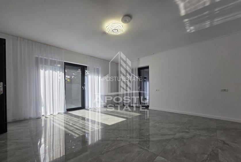 Casa pe parter, individuala de vanzare, 5 camere, 3 bai, Girocului - 2