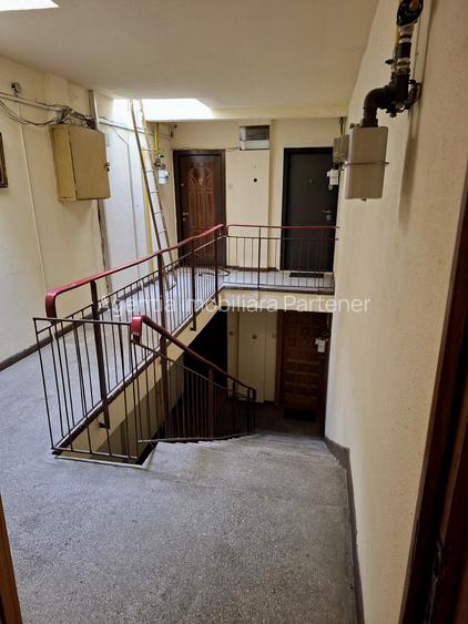 2 camere Popa Șapcă , Decomandat / Centrală , Amplasament DEOSEBIT ! - 12