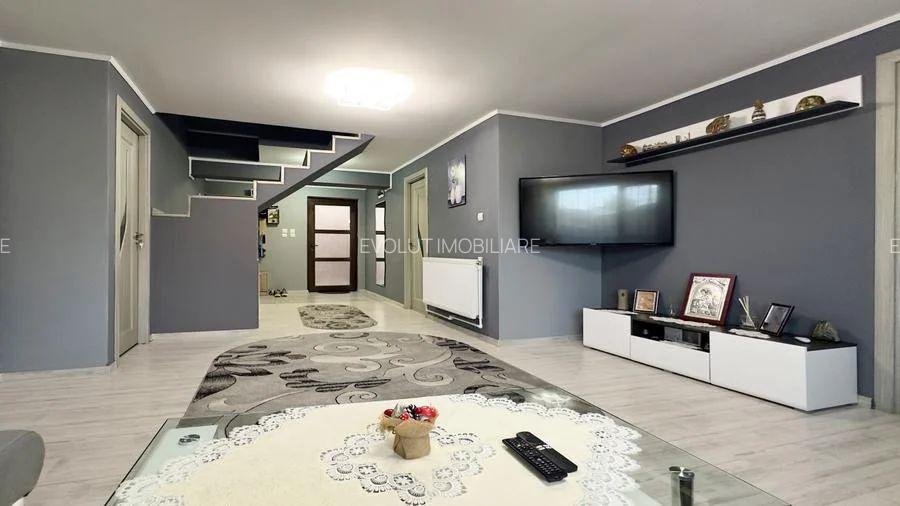 Vila P+M Valu Lui Traian cu 5 camere moderna - 3