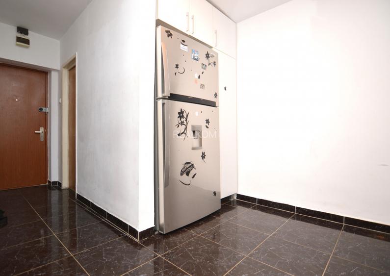 VANZARE APARTAMENT 3 CAMERE B.DUL LIBERTATII - PARLAMENT – IZVOR- COMISION 0 % - 34