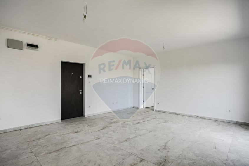 Apartament Nou 3 camere de vânzare  zona Gradiste - 12