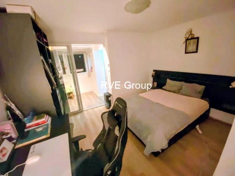 Garso (bloc 1986 reabilitat) Titan - 14 min. metrou Titan / Costin G. - 5