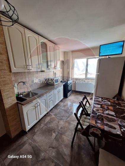 DE INCHIRIAT Apartament 3 camere zona Lacul Tei - 11