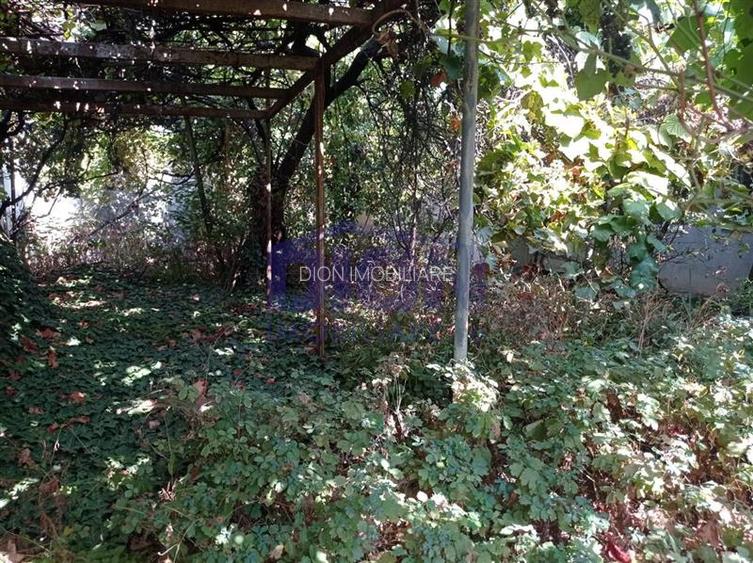 CASA DE VANZARE zona Eroii Revolitiei - 10