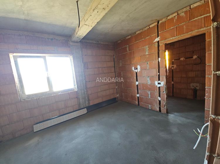 Duplex despartit prin camera tehnica  cu asfalt - 9