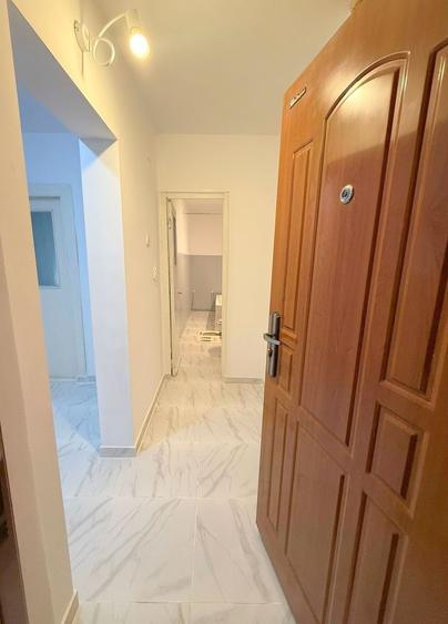 De vanzare apartament cu 2 camere, etaj 4/4, recent renovat, 26.000 euro