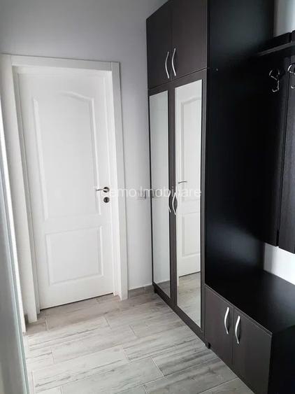 Garsoniera, decomandata, 37 mp, centrala proprie, ac, metrou aproape, Exigent - 4