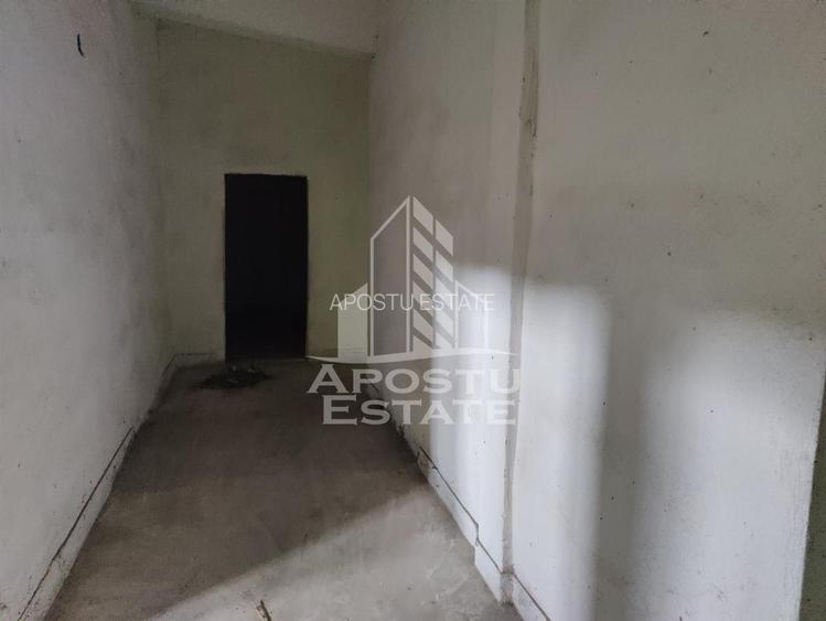 Teren 8000 mp  cu hala de 700 mp - 4