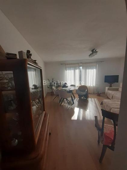 Apartament cu 3 camere spatios intr-o zona linistita a Clujului - 7