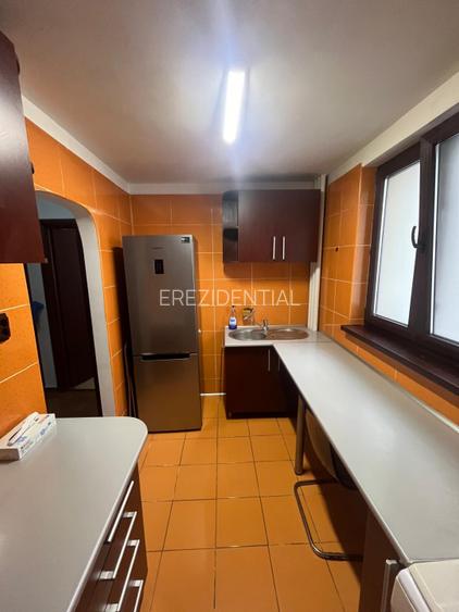 Apartament - 2 camere - semidecomandat - Mihai Bravu  - 10
