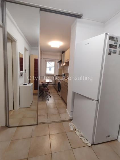 STUDIO la 3 minute de Metrou Mihai Bravu, etaj 1, mobilata. 400 eur - 11