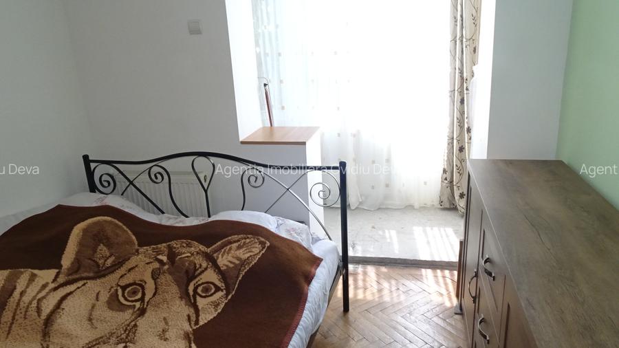 Vand apartament 2 camere in Deva, zona Al. Patriei, etaj 3, - 6