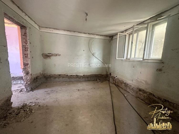 Casa renovabila cu teren generos de 700 mp in zona Garii - Oradea - 12