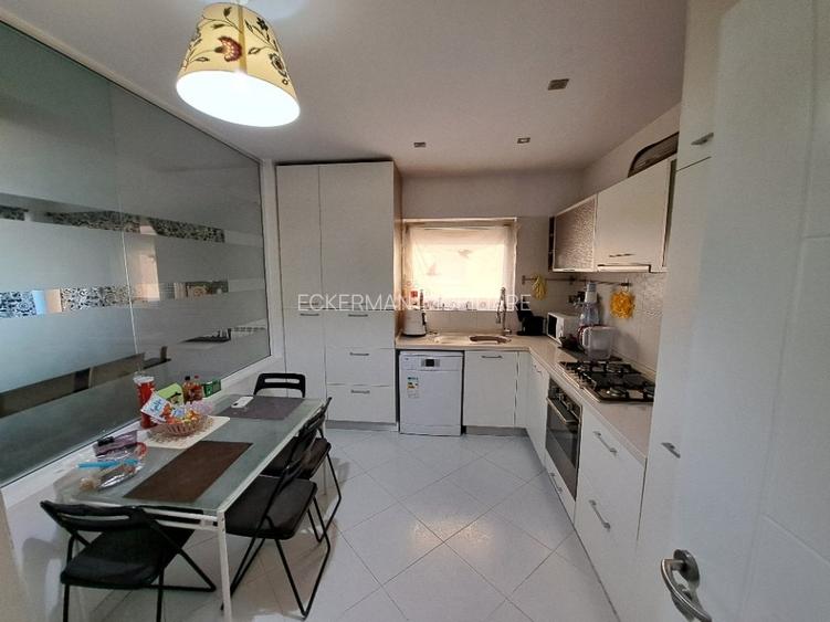 Pipera-Ibiza Sol (scoala Americana), 4 camere de vanzare, p/3 cu gradina, terasa - 14