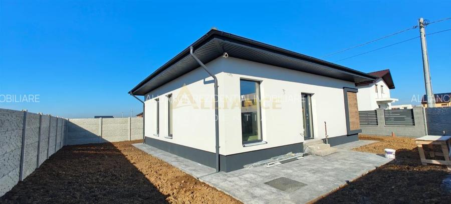 Casa individuala - 4 camere - 2 bai - in apropiere de STV - 3