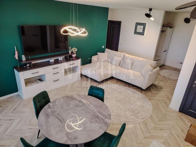 Apartament 3 camere de vanzare in Floresti - 2
